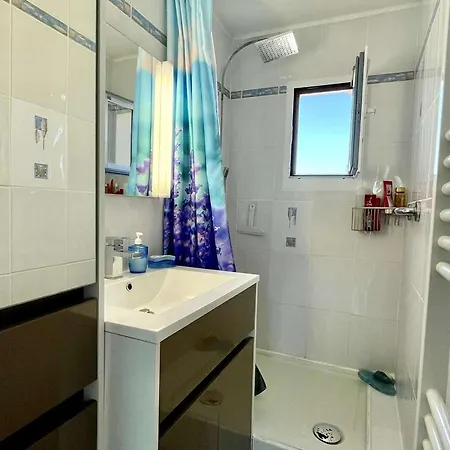 公寓 2 Pieces Avec Parking A Saint-cyprien, Vue Marina - Fr-1-225d-220 圣西普里安